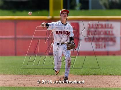 Thumbnail 1 in Huntley vs. Grant (IHSA 4A Sectional Final) photogallery.