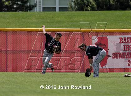 Thumbnail 3 in Huntley vs. Grant (IHSA 4A Sectional Final) photogallery.