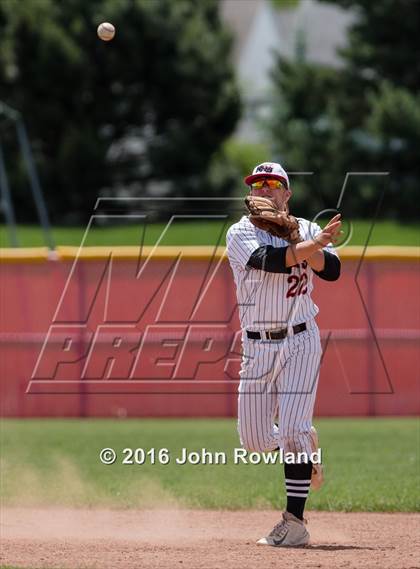 Thumbnail 1 in Huntley vs. Grant (IHSA 4A Sectional Final) photogallery.