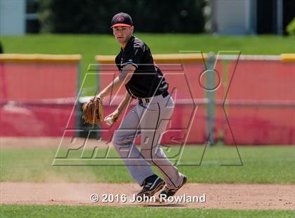 Thumbnail 2 in Huntley vs. Grant (IHSA 4A Sectional Final) photogallery.
