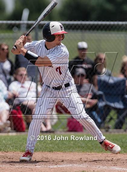 Thumbnail 3 in Huntley vs. Grant (IHSA 4A Sectional Final) photogallery.