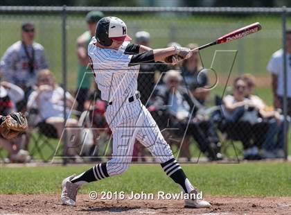Thumbnail 2 in Huntley vs. Grant (IHSA 4A Sectional Final) photogallery.