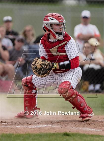 Thumbnail 3 in Huntley vs. Grant (IHSA 4A Sectional Final) photogallery.