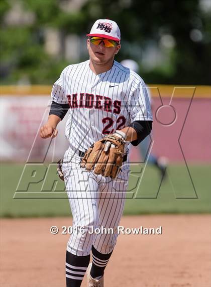 Thumbnail 1 in Huntley vs. Grant (IHSA 4A Sectional Final) photogallery.