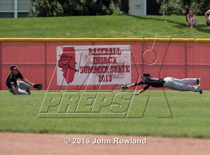 Thumbnail 3 in Huntley vs. Grant (IHSA 4A Sectional Final) photogallery.