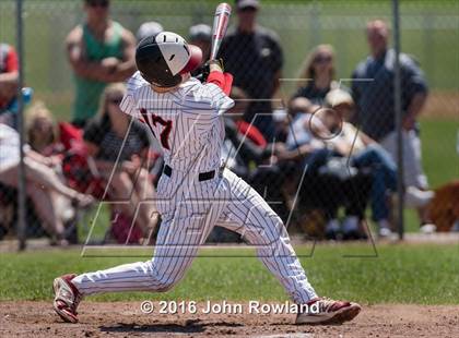 Thumbnail 1 in Huntley vs. Grant (IHSA 4A Sectional Final) photogallery.