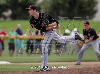 Thumbnail 1 in Huntley vs. Grant (IHSA 4A Sectional Final) photogallery.