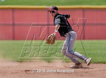 Thumbnail 1 in Huntley vs. Grant (IHSA 4A Sectional Final) photogallery.