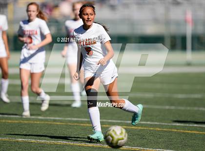 Thumbnail 2 in Los Alamos vs. Artesia photogallery.