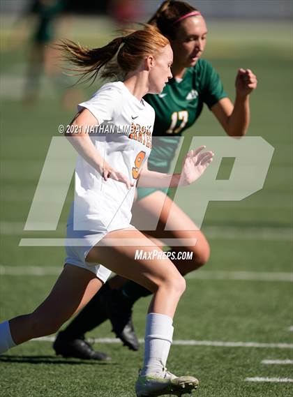 Thumbnail 1 in Los Alamos vs. Artesia photogallery.
