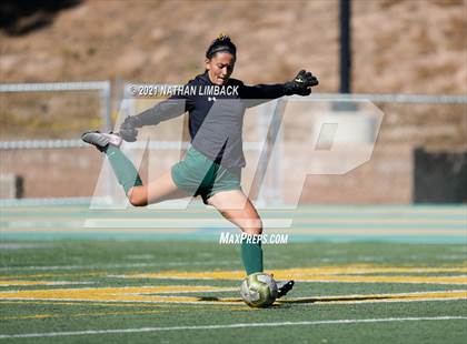 Thumbnail 1 in Los Alamos vs. Artesia photogallery.