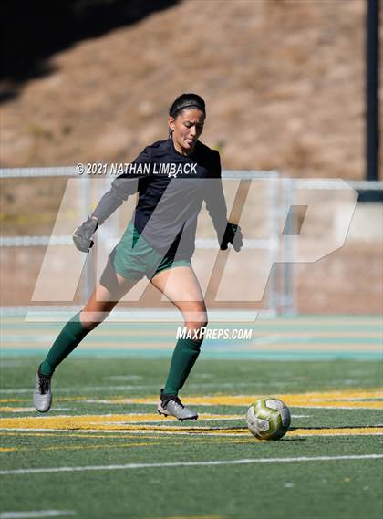 Thumbnail 3 in Los Alamos vs. Artesia photogallery.