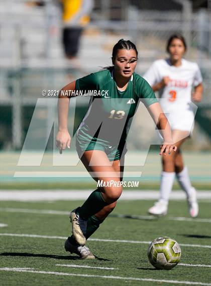 Thumbnail 2 in Los Alamos vs. Artesia photogallery.