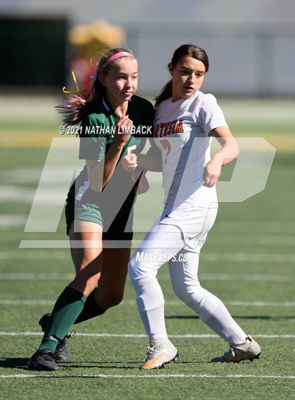 Thumbnail 3 in Los Alamos vs. Artesia photogallery.