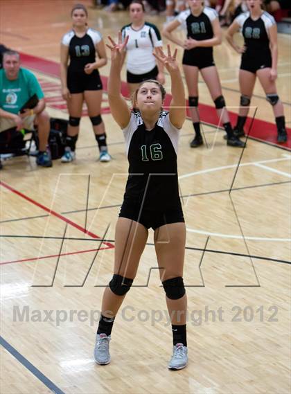 Thumbnail 1 in El Camino vs. Lincoln (Varsity Stockton Classic) photogallery.