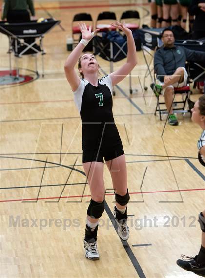 Thumbnail 3 in El Camino vs. Lincoln (Varsity Stockton Classic) photogallery.