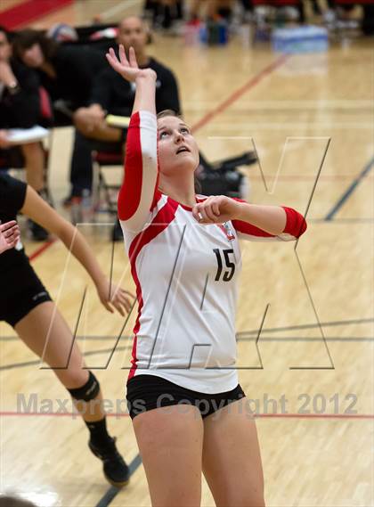 Thumbnail 3 in El Camino vs. Lincoln (Varsity Stockton Classic) photogallery.