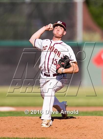 Thumbnail 1 in Xaverian Brothers vs. Boston College High (MIAA Division 1A Quarterfinal) photogallery.