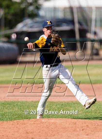 Thumbnail 3 in Xaverian Brothers vs. Boston College High (MIAA Division 1A Quarterfinal) photogallery.