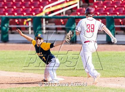 Thumbnail 1 in Xaverian Brothers vs. Boston College High (MIAA Division 1A Quarterfinal) photogallery.