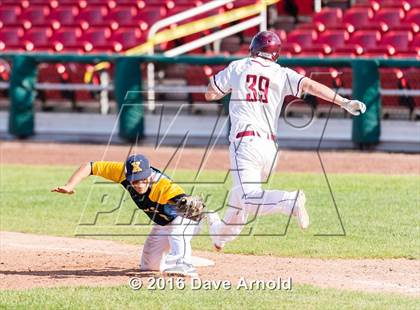 Thumbnail 2 in Xaverian Brothers vs. Boston College High (MIAA Division 1A Quarterfinal) photogallery.