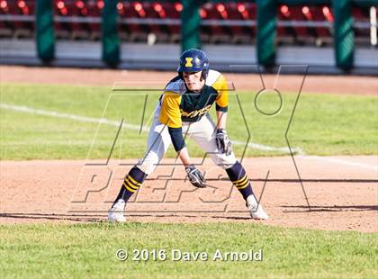 Thumbnail 2 in Xaverian Brothers vs. Boston College High (MIAA Division 1A Quarterfinal) photogallery.