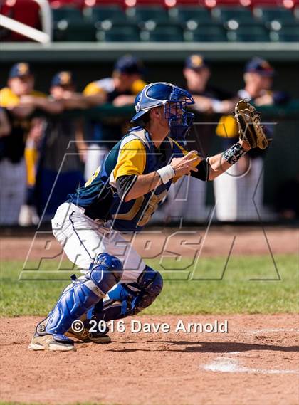 Thumbnail 3 in Xaverian Brothers vs. Boston College High (MIAA Division 1A Quarterfinal) photogallery.