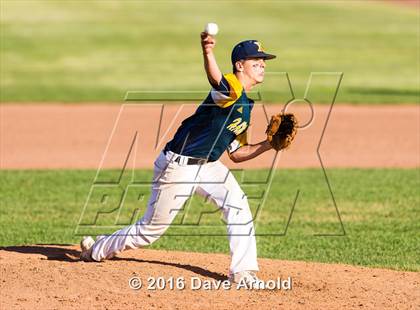 Thumbnail 2 in Xaverian Brothers vs. Boston College High (MIAA Division 1A Quarterfinal) photogallery.