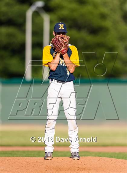 Thumbnail 2 in Xaverian Brothers vs. Boston College High (MIAA Division 1A Quarterfinal) photogallery.