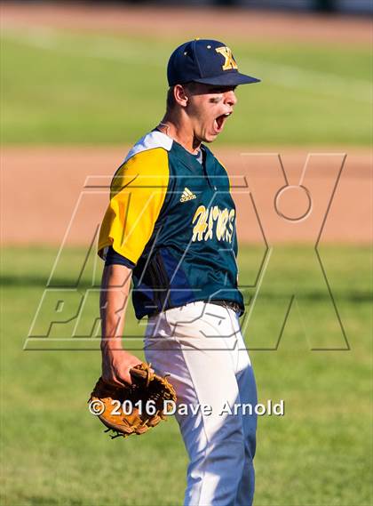 Thumbnail 3 in Xaverian Brothers vs. Boston College High (MIAA Division 1A Quarterfinal) photogallery.
