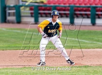 Thumbnail 2 in Xaverian Brothers vs. Boston College High (MIAA Division 1A Quarterfinal) photogallery.