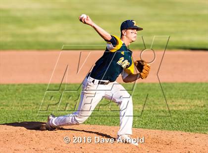 Thumbnail 1 in Xaverian Brothers vs. Boston College High (MIAA Division 1A Quarterfinal) photogallery.