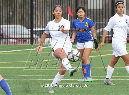 Thumbnail 3 in Mt. Eden vs. Deer Valley photogallery.