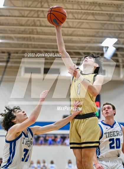 Thumbnail 2 in Smith County @ Gordonsville photogallery.