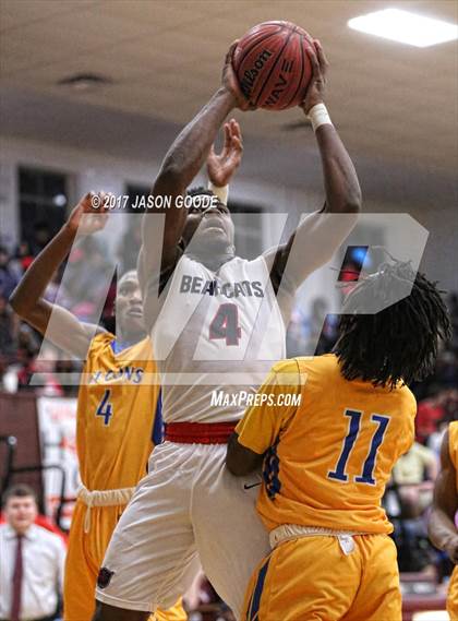 Thumbnail 3 in Velma Jackson vs. Baldwyn (Hotbed Classic) photogallery.