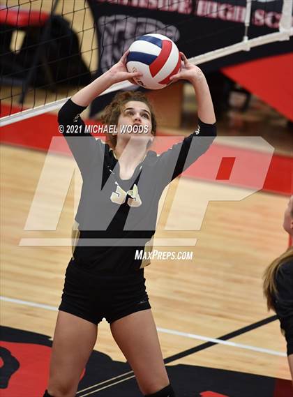 Thumbnail 2 in Bentonville vs. Central (AAA 6A First Round Playoff) photogallery.