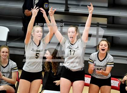 Thumbnail 3 in Bentonville vs. Central (AAA 6A First Round Playoff) photogallery.