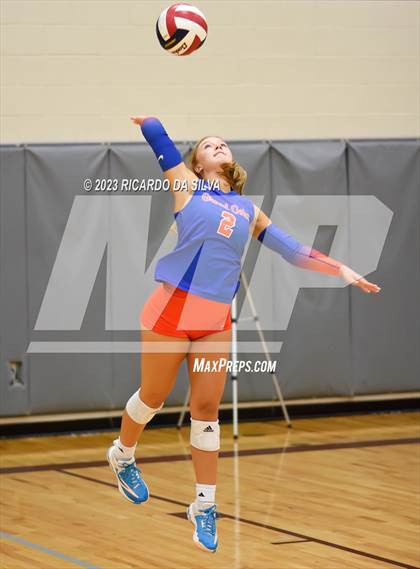 Thumbnail 3 in Grand Oaks vs Brandeis (KISD/CFISD Tournament) photogallery.