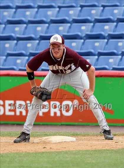 Thumbnail 2 in Tonawanda vs. Westhill (NYSPHSAA Class B Semifinal) photogallery.