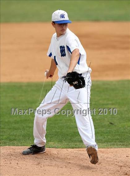 Thumbnail 1 in Tonawanda vs. Westhill (NYSPHSAA Class B Semifinal) photogallery.