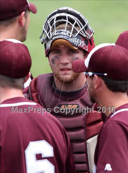 Thumbnail 1 in Tonawanda vs. Westhill (NYSPHSAA Class B Semifinal) photogallery.