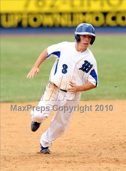 Thumbnail 2 in Tonawanda vs. Westhill (NYSPHSAA Class B Semifinal) photogallery.