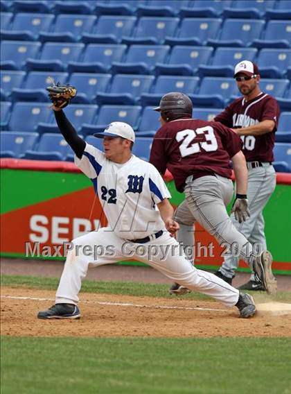 Thumbnail 1 in Tonawanda vs. Westhill (NYSPHSAA Class B Semifinal) photogallery.