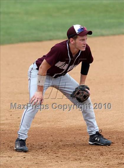 Thumbnail 3 in Tonawanda vs. Westhill (NYSPHSAA Class B Semifinal) photogallery.