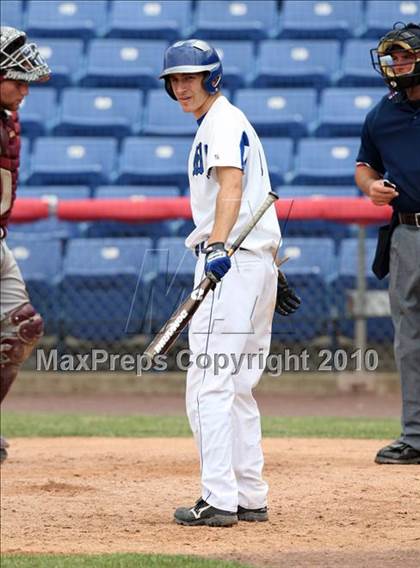 Thumbnail 3 in Tonawanda vs. Westhill (NYSPHSAA Class B Semifinal) photogallery.