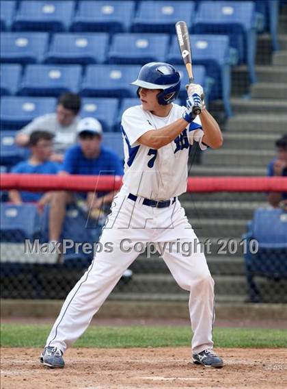 Thumbnail 2 in Tonawanda vs. Westhill (NYSPHSAA Class B Semifinal) photogallery.
