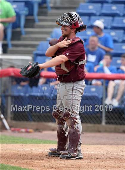 Thumbnail 3 in Tonawanda vs. Westhill (NYSPHSAA Class B Semifinal) photogallery.
