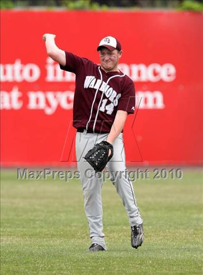 Thumbnail 2 in Tonawanda vs. Westhill (NYSPHSAA Class B Semifinal) photogallery.