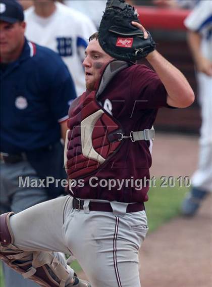 Thumbnail 3 in Tonawanda vs. Westhill (NYSPHSAA Class B Semifinal) photogallery.