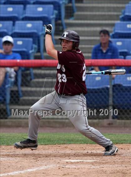 Thumbnail 3 in Tonawanda vs. Westhill (NYSPHSAA Class B Semifinal) photogallery.